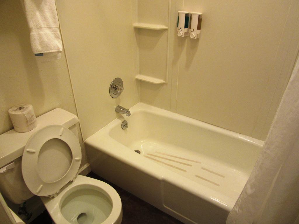 White Buffalo Hotel West Yellowstone Zimmer foto